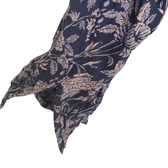 Lucky Brand Womens V-Neck Batik Floral Peplum Top Sz Small Stretch Dark Navy - Picture 9 of 12